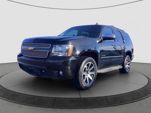Used 2012 Chevrolet Tahoe LTZ image 3
