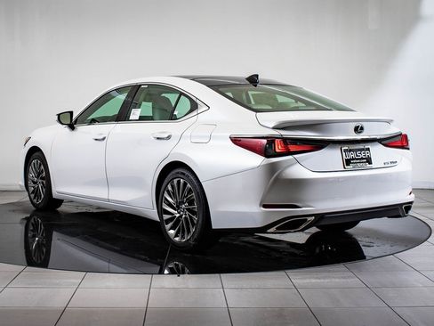 New 2025 Lexus ES 350 Luxury image 11