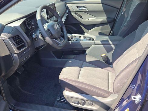 New 2026 Nissan Rogue SV AWD/4WD image 10