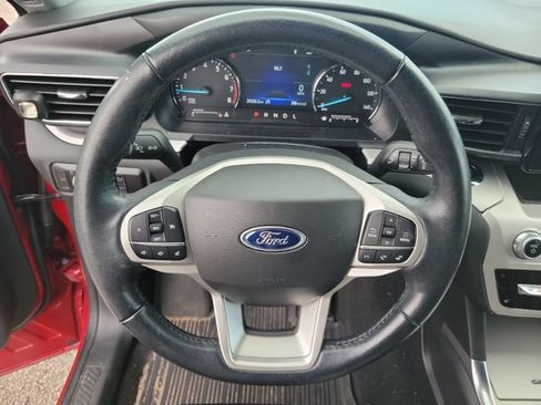 Used 2023 Ford Explorer XLT w/ Equipment Group 202A RWD image 23