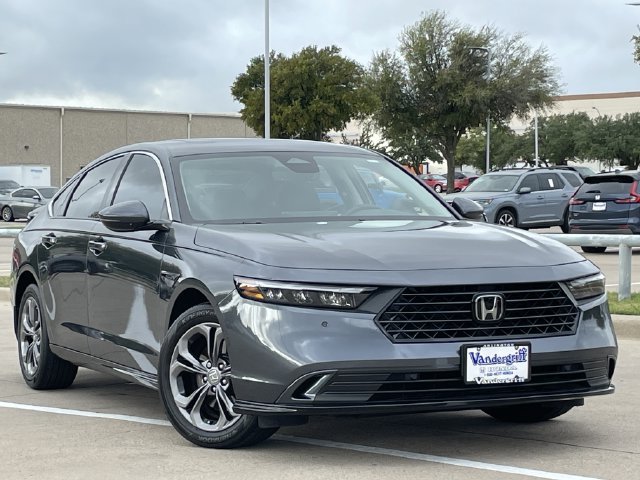 Certified 2025 Honda Accord EX-L image 2
