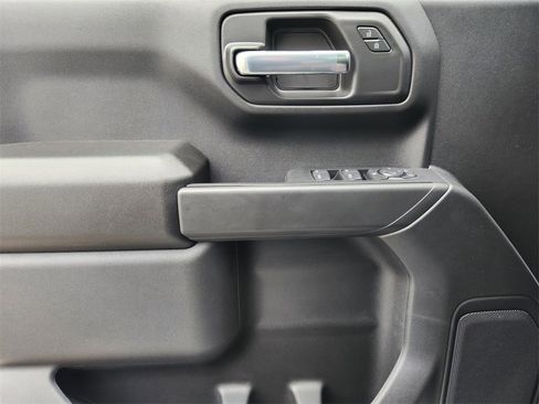 New 2026 Chevrolet Silverado 1500 Custom image 17