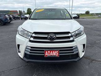 Used 2019 Toyota Highlander Limited Platinum AWD/4WD video 2