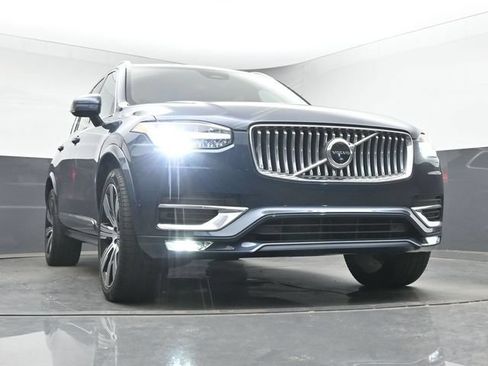 Used 2023 Volvo XC90 B6 Ultimate AWD/4WD image 11