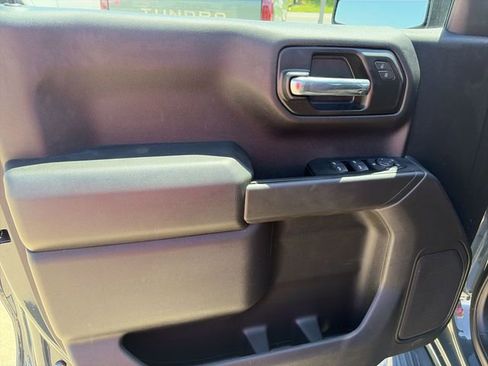 Used 2025 Chevrolet Silverado 1500 Custom Trail Boss AWD/4WD image 13