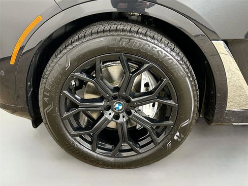 Certified 2023 BMW X7 xDrive40i w/ Premium Package image 34