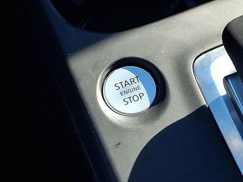 Used 2025 INFINITI QX55 Essential image 24