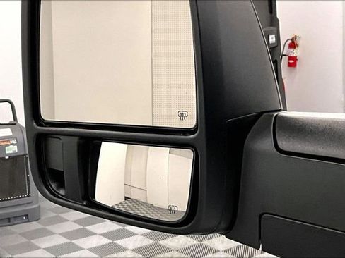 Used 2024 RAM 3500 Tradesman w/ Chrome Appearance Group image 35