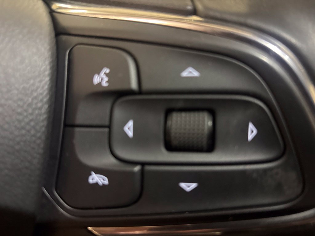 Used 2021 Buick Envision Preferred AWD/4WD image 16