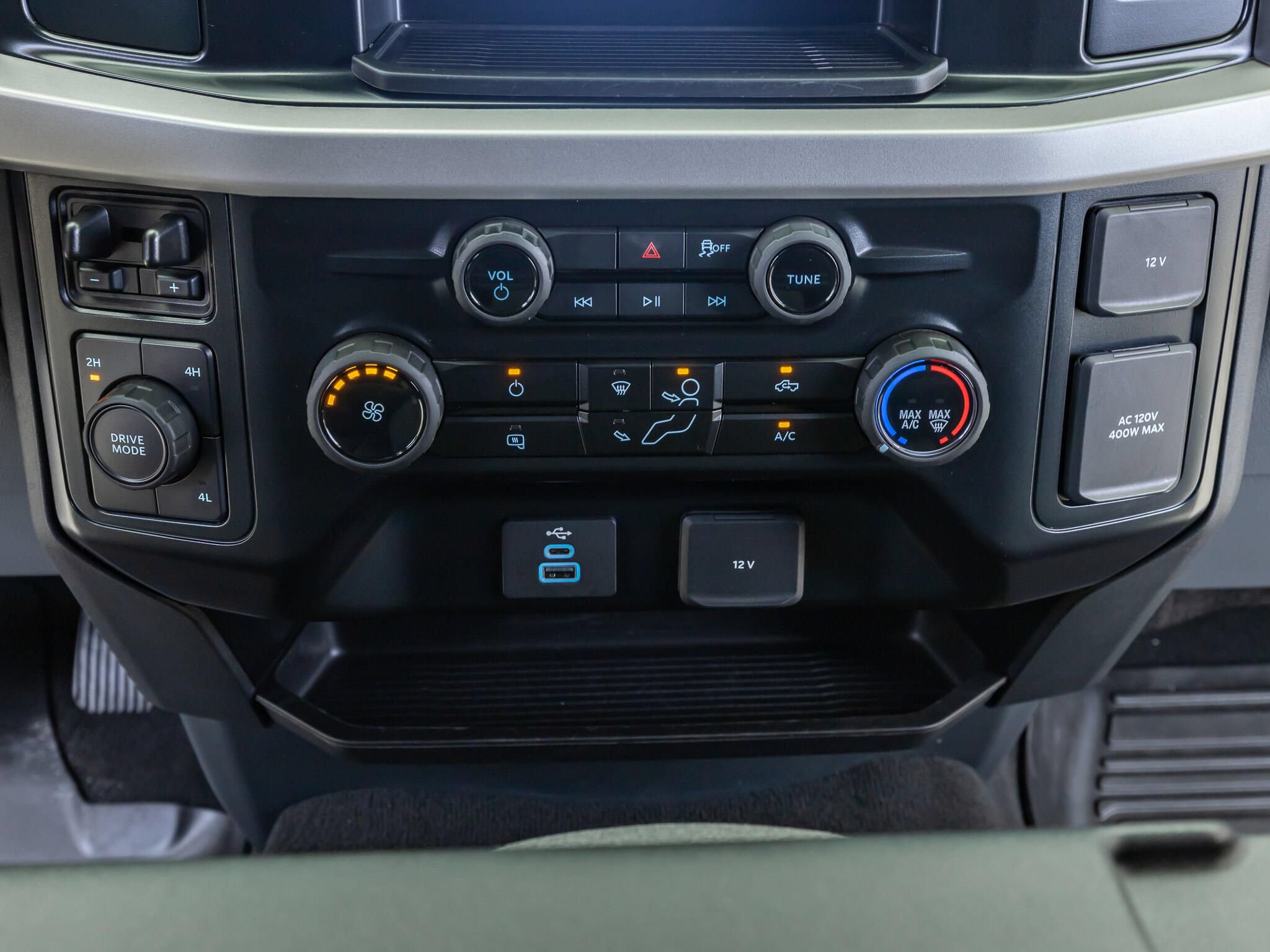 Used 2025 Ford F350 XLT AWD/4WD image 24