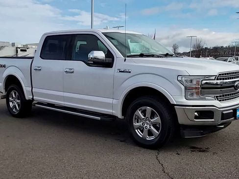 Used 2018 Ford F150 Lariat w/ Equipment Group 502A Luxury image 2
