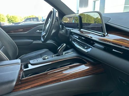 Used 2021 Cadillac Escalade Premium Luxury w/ Driver Assist Tech Package AWD/4WD image 22