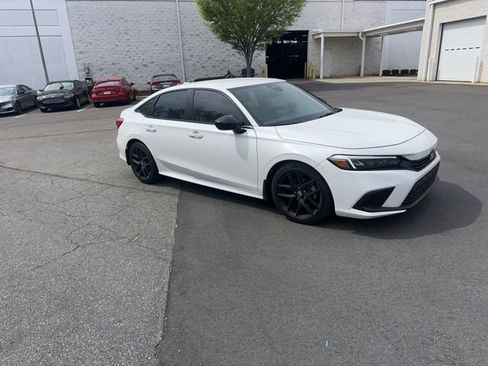 Used 2024 Honda Civic Sport image 4