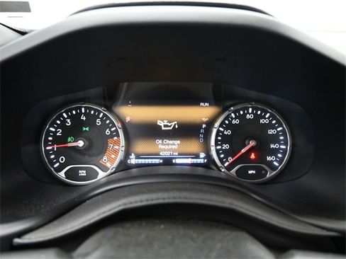 Used 2023 Jeep Renegade Trailhawk image 15