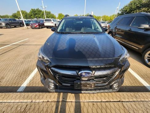 Used 2023 Subaru Outback Premium AWD/4WD image 2