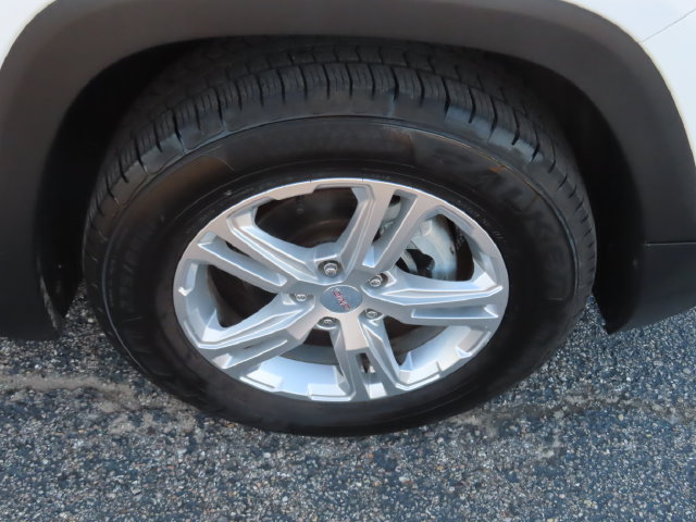 Used 2019 GMC Terrain SLE w/ Driver Convenience Package AWD/4WD image 12