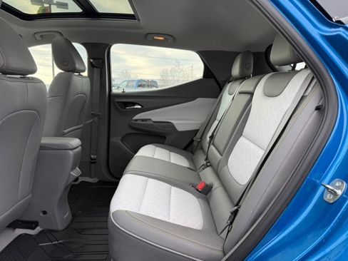 Used 2023 Chevrolet Bolt EUV Premier w/ Sun & Sound Package image 17