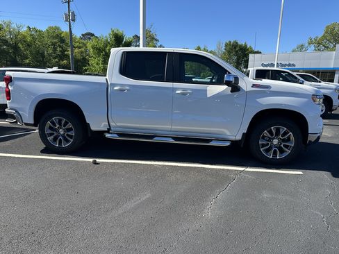 New 2026 Chevrolet Silverado 1500 LT image 5