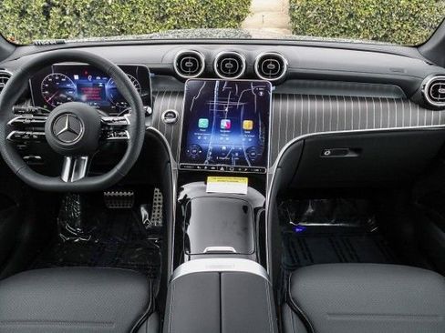 New 2025 Mercedes-Benz GLC 350e 4MATIC image 13