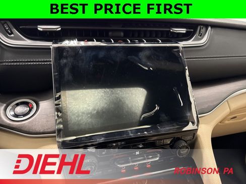 New 2025 Jeep Grand Cherokee Limited image 31