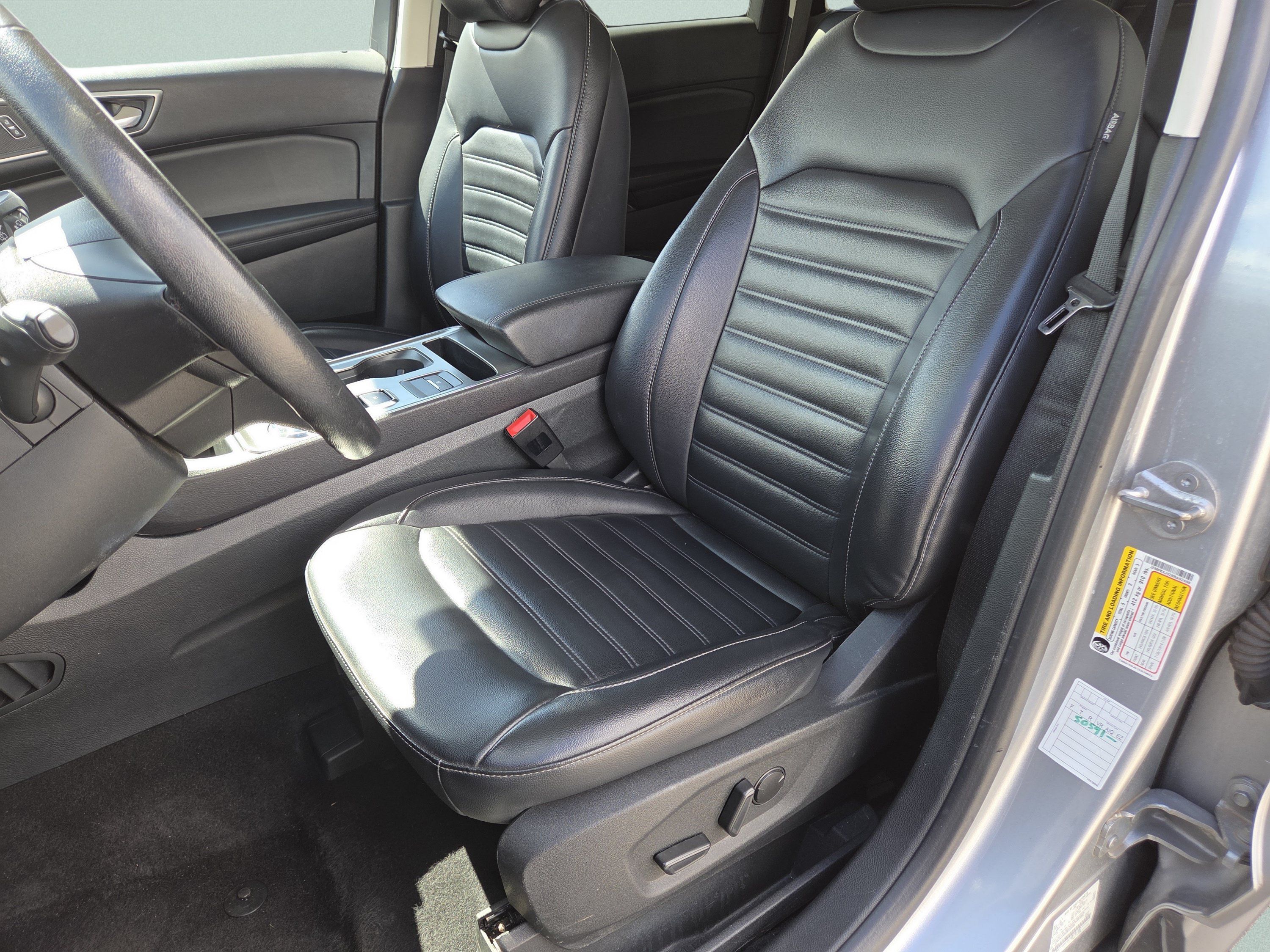 Certified 2022 Ford Edge SEL AWD/4WD image 6