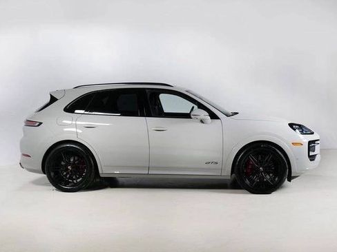 New 2026 Porsche Cayenne GTS AWD/4WD image 8