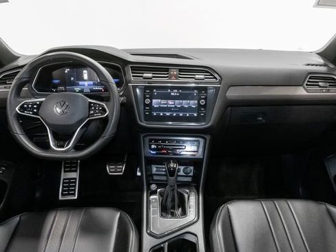 Used 2024 Volkswagen Tiguan SE R-Line FWD image 32