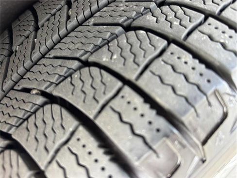 Used 2010 Toyota Corolla S image 18