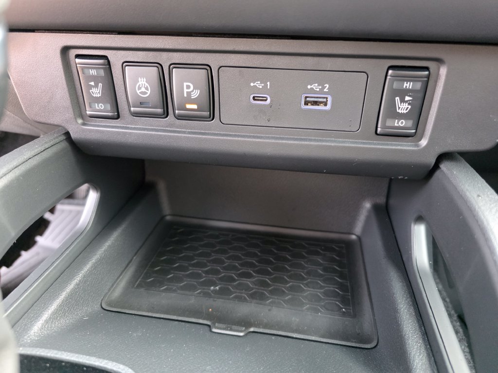 Used 2026 Nissan Frontier SV w/ All-Weather Content Package AWD/4WD image 40