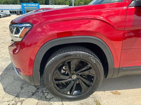 Used 2023 Volkswagen Atlas SE AWD/4WD image 35