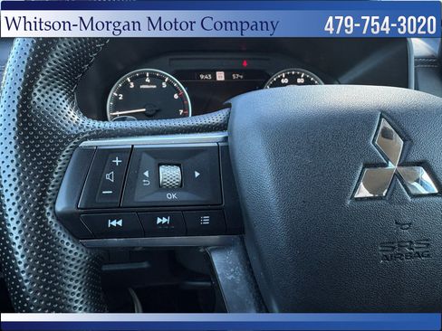 Used 2024 Mitsubishi Outlander FWD image 16