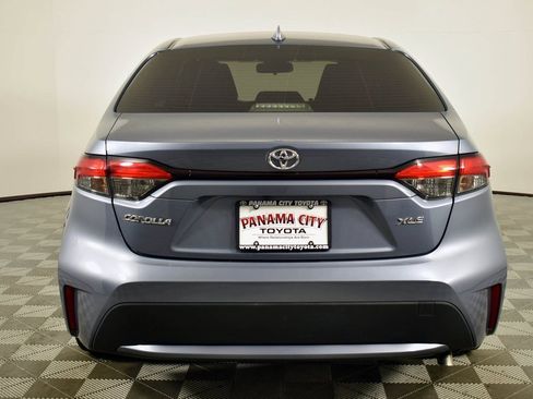 Used 2022 Toyota Corolla XLE image 6