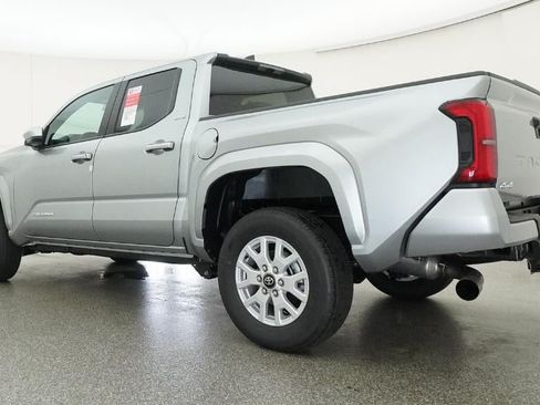 New 2026 Toyota Tacoma SR5 AWD/4WD image 21