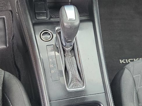 Used 2021 Nissan Kicks SV FWD image 8