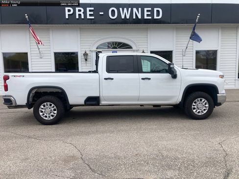 Used 2024 Chevrolet Silverado 3500 W/T w/ WT Convenience Package AWD/4WD image 4