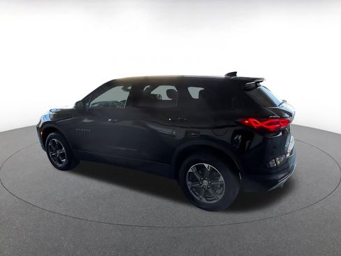 Used 2025 Chevrolet Blazer LT image 10