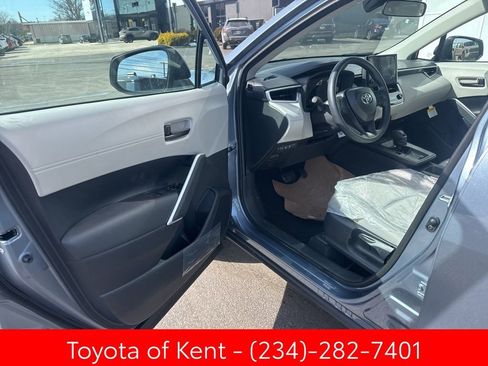 New 2026 Toyota Corolla Cross L image 12