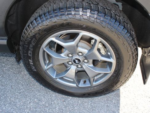 Used 2023 Ford Bronco Sport Badlands w/ Premium Package image 12