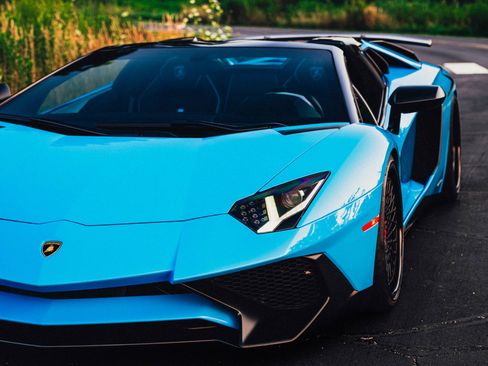 Used 2016 Lamborghini Aventador LP 750-4 Superveloce image 19