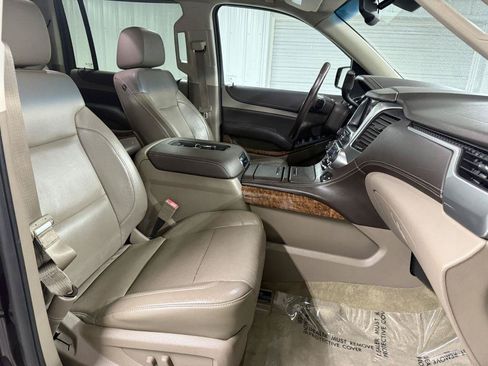 Used 2015 Chevrolet Suburban LTZ AWD/4WD image 37