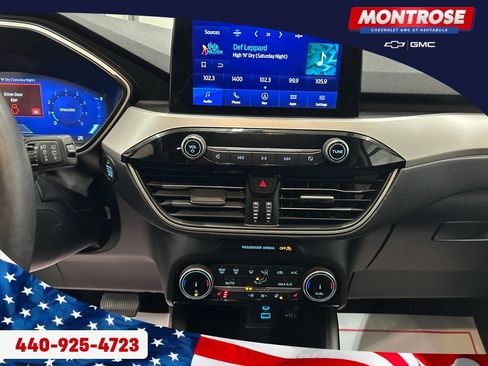 Used 2022 Ford Escape SEL w/ Technology Package image 17