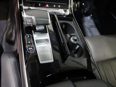 Used 2024 Audi A8 L 3.0T w/ Luxury Package AWD/4WD image 36