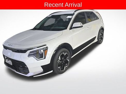 Used 2024 Kia Niro Wind FWD image 1
