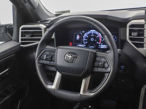 Used 2025 Toyota Sequoia SR5 w/ SR5 Premium Package AWD/4WD image 16