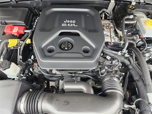 Used 2021 Jeep Wrangler Unlimited Rubicon image 30