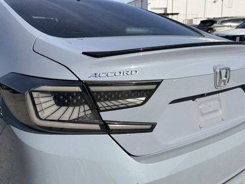 Used 2022 Honda Accord Sport image 11