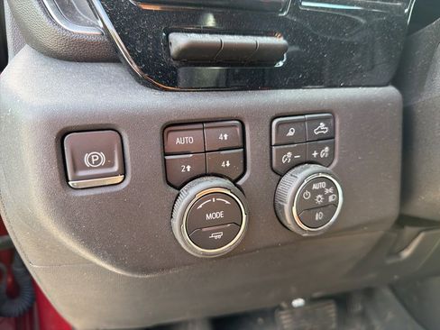 Used 2024 Chevrolet Silverado 3500 High Country w/ High Country Premium Package image 23