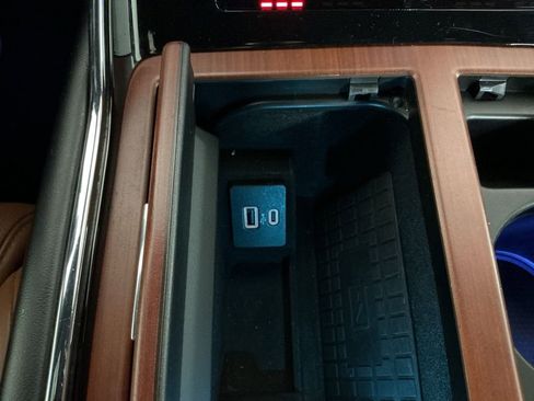 Used 2020 Lincoln Navigator Reserve w/ Equipment Group 208A Reserve image 15