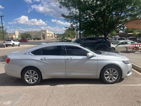 Used 2018 Chevrolet Impala LT w/ LT Convenience Package FWD image 4