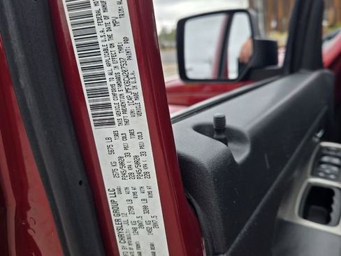 Used 2012 Jeep Liberty Limited Jet w/ Exterior Appearance Group image 27